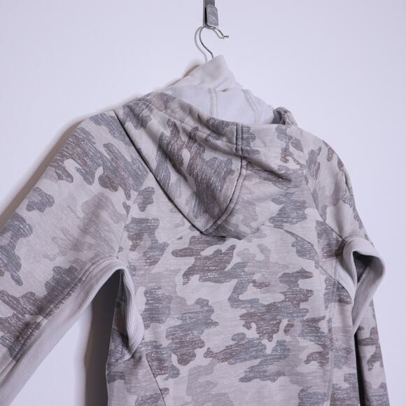 ATHLETA Triumph Printed Hoodie Grey Gypsum Camo Zip Up Stretch Active Women's M - Picture 9 of 14